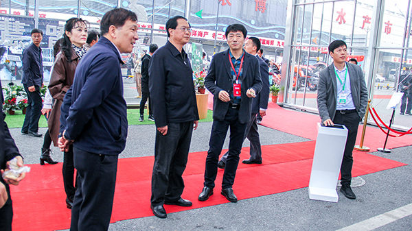 浙江省省委書記車俊關注“最多跑一次”業務及農產品質量追溯平臺